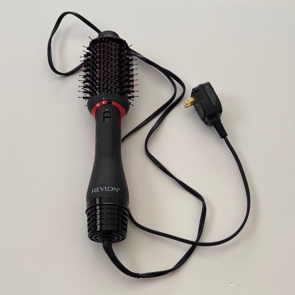 Revlon All in One hairdryer/volumizer RV5298